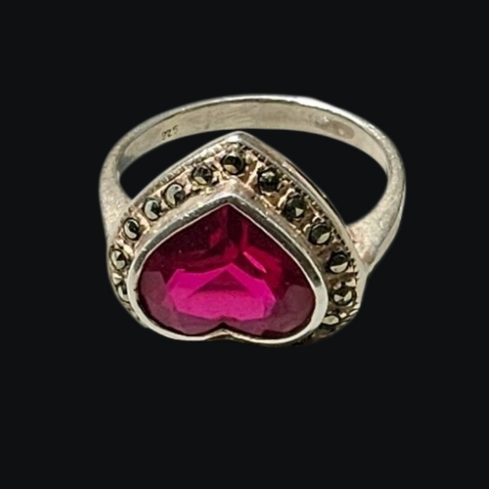 925 Pink Stone and Marcasite sterling silver Sz 7.5. Glows under UV Light!! - Picture 6 of 10